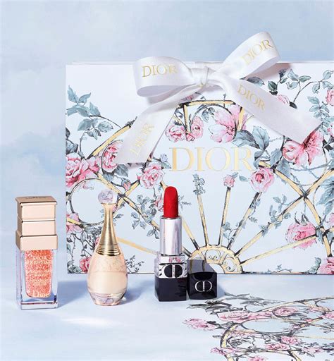 gigi dior mother's day|miss dior gift sets.